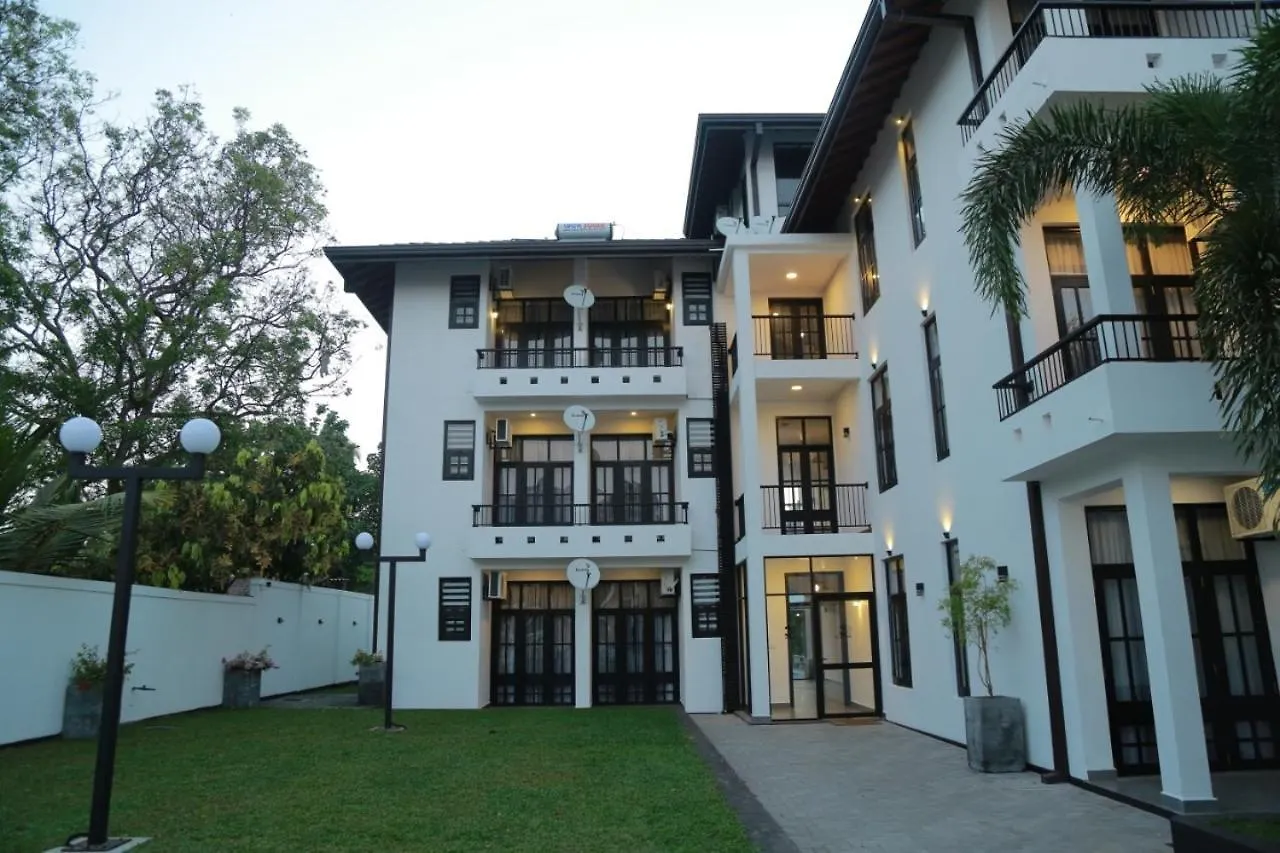 3R Resort By Blue Bird Negombo